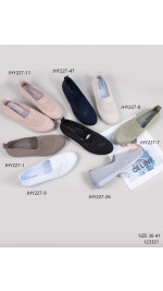 Buty sportowe damskie