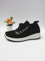 Buty sportowe damskie