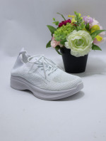 Buty sportowe damskie