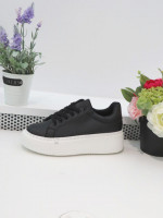 Buty sportowe damskie