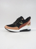 Buty sportowe damskie
