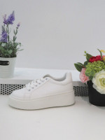 Buty sportowe damskie