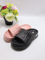 Klapki basenowe damskie (36-41)