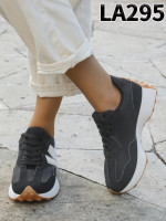 Buty sportowe damskie