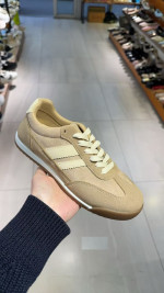 Buty sportowe damskie