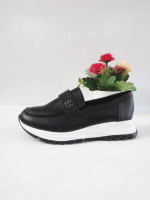 Buty sportowe damskie