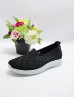 Buty sportowe damskie