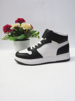 Buty sportowe damskie