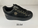 Buty sportowe damskie