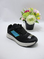 Buty sportowe damskie