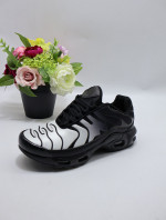 Buty sportowe damskie