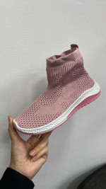 Buty sportowe damskie