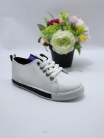 Buty sportowe damskie