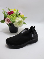 Buty sportowe damskie